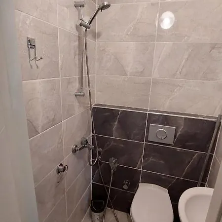 Apartment شقة مفروشة في Furnished In