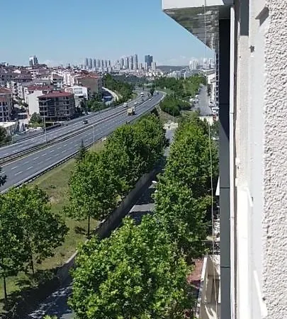 شقة مفروشة في Furnished In * Istanbul